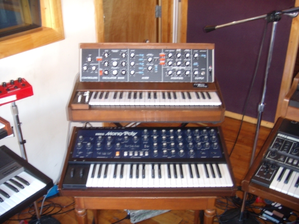 Moog Minimoog and Korg Mono/Poly